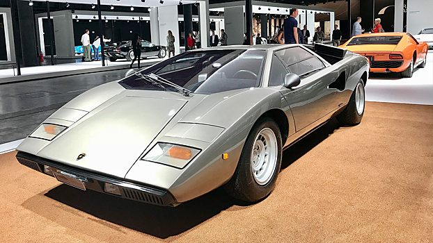 60 лет Lamborghini: самые крутые спорткары концерна. Часть 1
